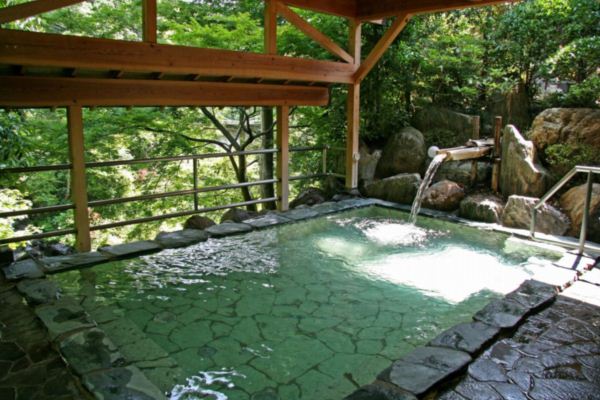 秩父中津峡・長瀞渓谷の紅葉を楽しんだ後は…