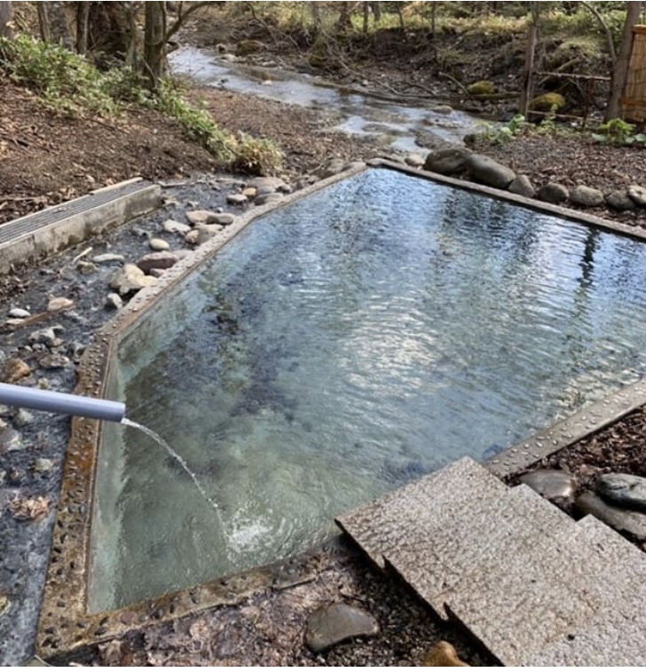 トロトロの肌触りが自慢のオソウシ温泉 鹿乃湯荘