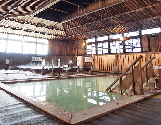 酸性泉 / 酸ヶ湯温泉旅館 / 青森県青森市