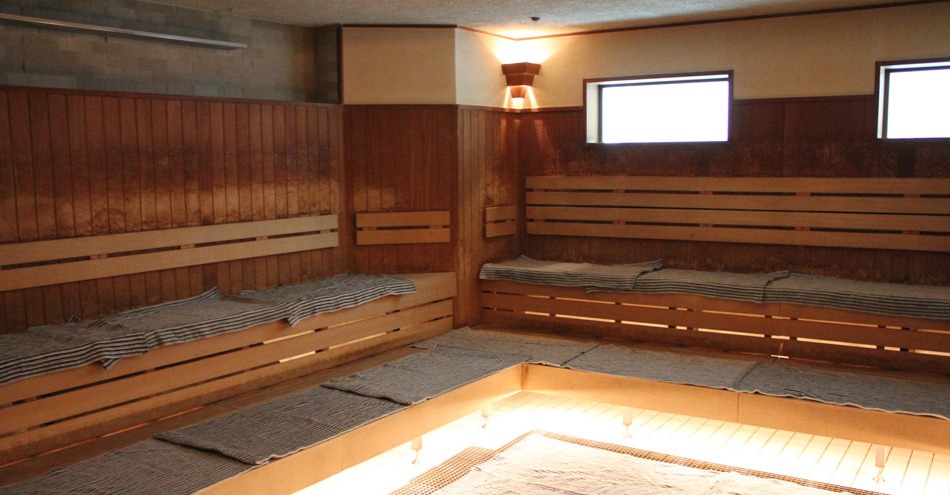 天然温泉 楽天地スパ（旧 楽天地グランドサウナ）