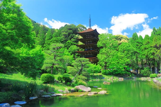 国宝 瑠璃光寺五重塔