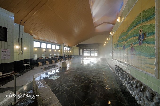 男性大浴場の全景