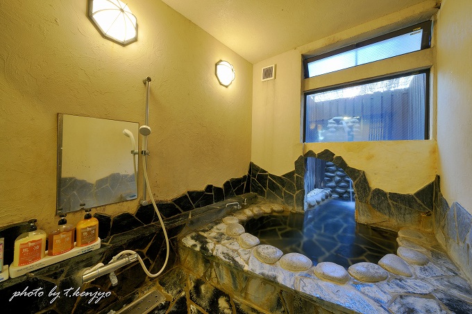 家族湯「琥珀の湯」