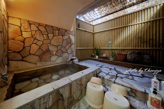 家族湯「露天の湯」