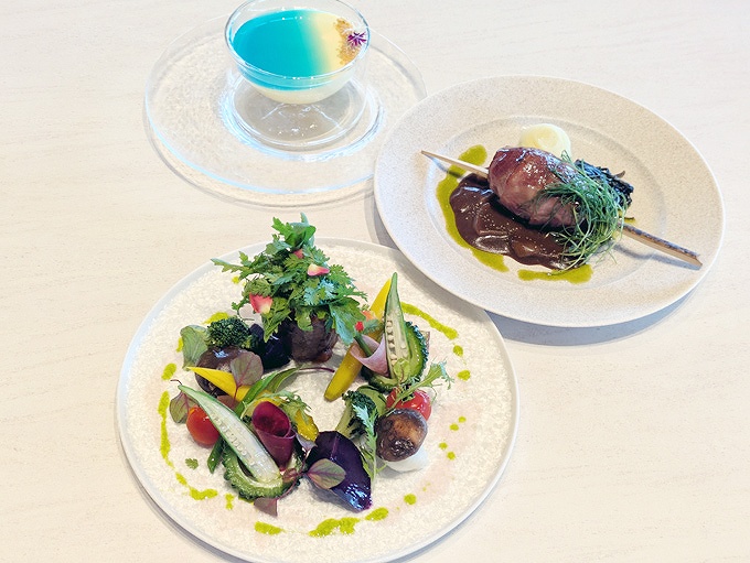 オアシスブルー/ジャングリア ハンバーグ/オアシスプレート