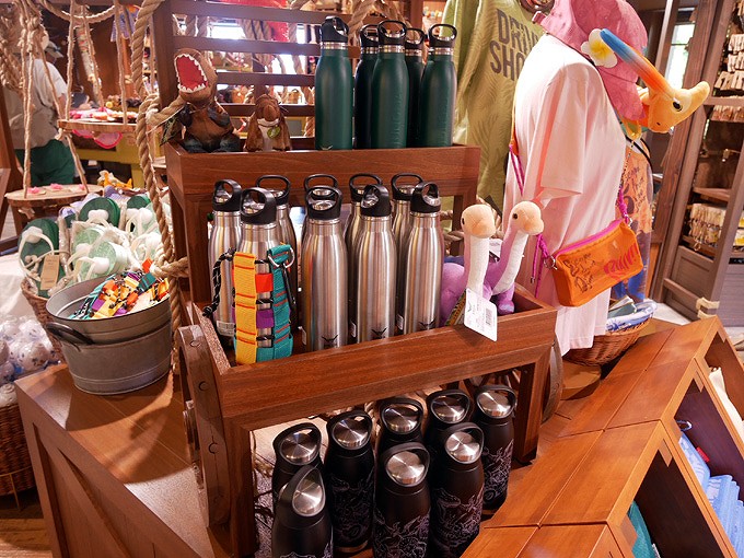 ドリンクホルダーとステンレスボトル