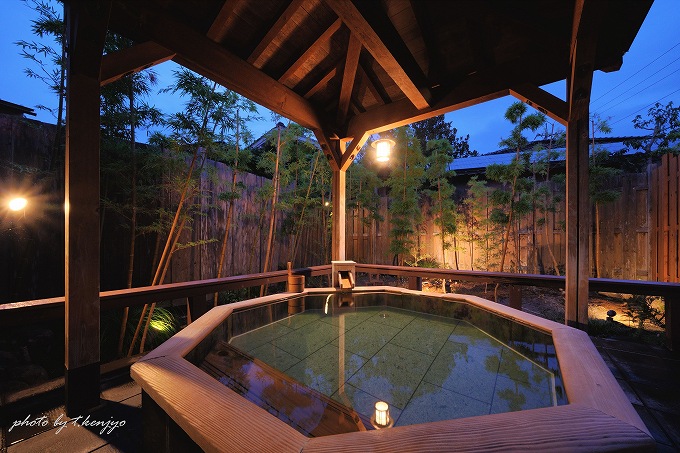 貸切露天風呂「槇の湯」