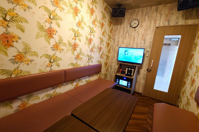 カラオケルーム