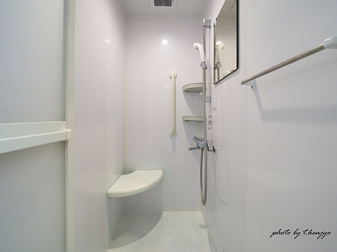 シャワールーム