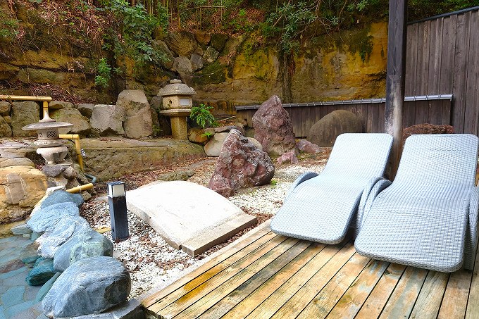 彩の湯のととのいイス