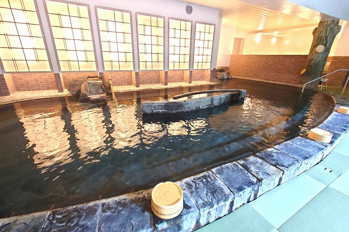 彩の湯の内湯