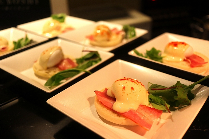 エッグベネディクト