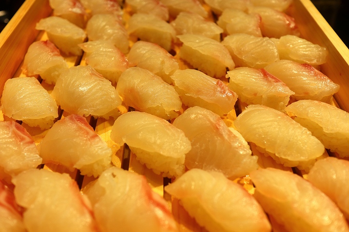 梅真鯛のお寿司