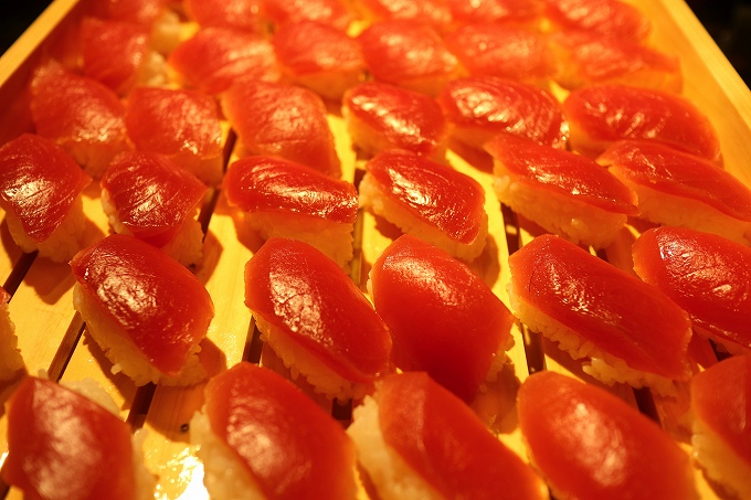 勝浦産生マグロのお寿司