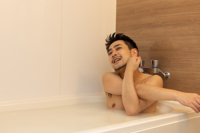 お風呂でできるおすすめストレッチ10選