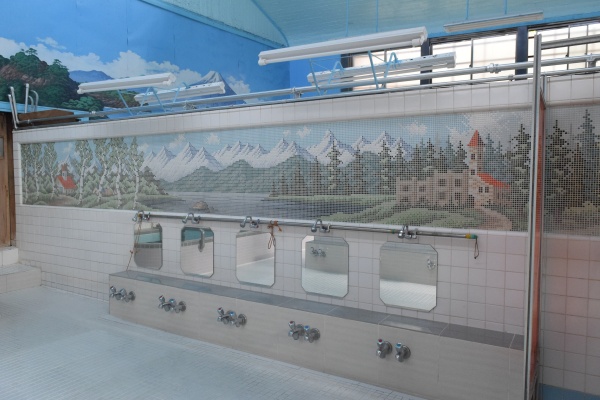 明神湯のモザイク絵