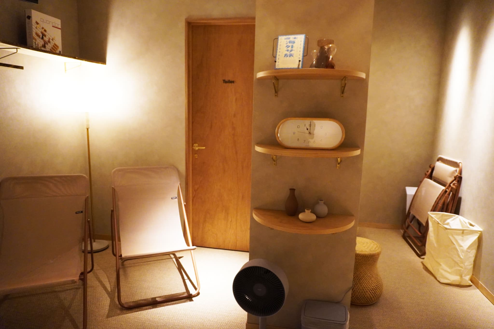 内観は優しい光が包む癒しの空間