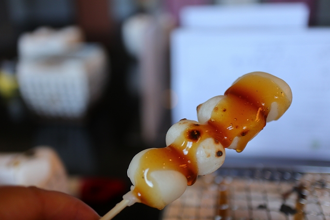 みたらしを付けて完成