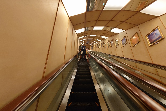 スペースウォーカー