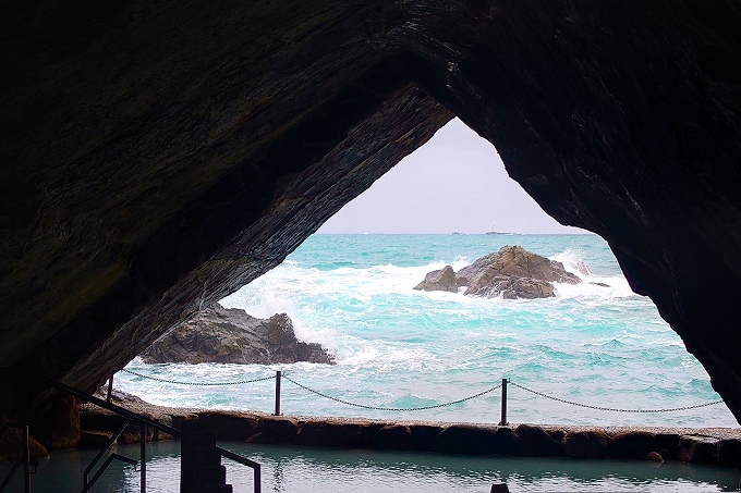 三角形の忘帰洞出口