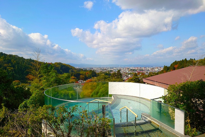 「宙の湯」露天風呂