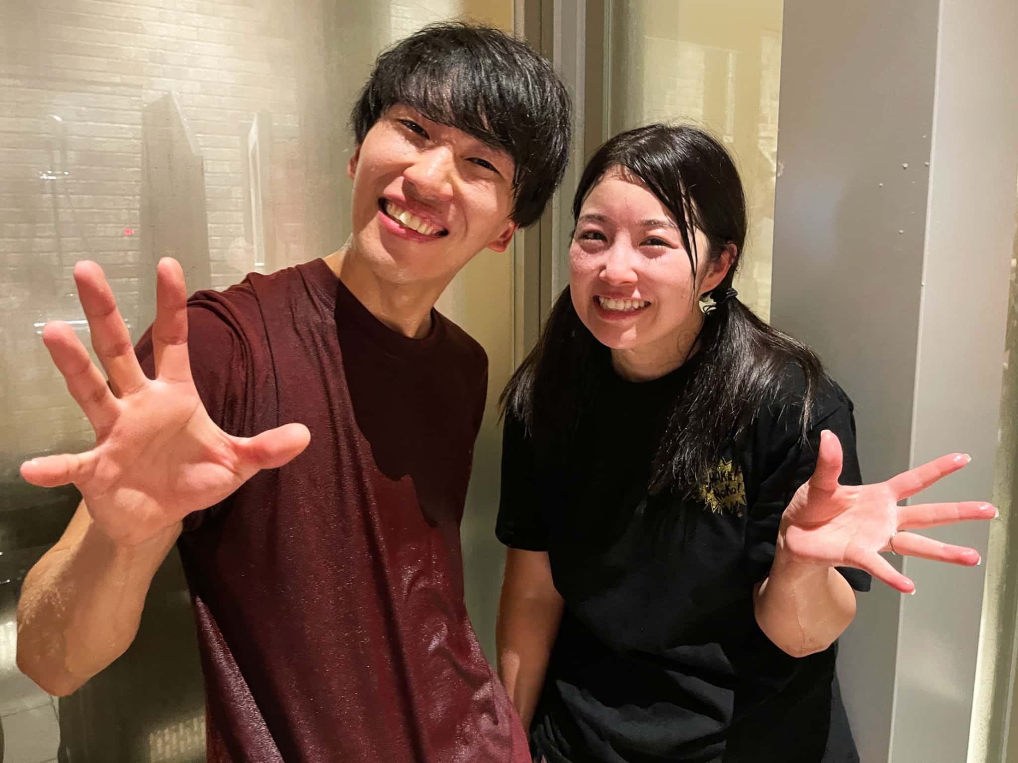 のこのこ窪田さん（左）、鮭山未菜美さん（右）