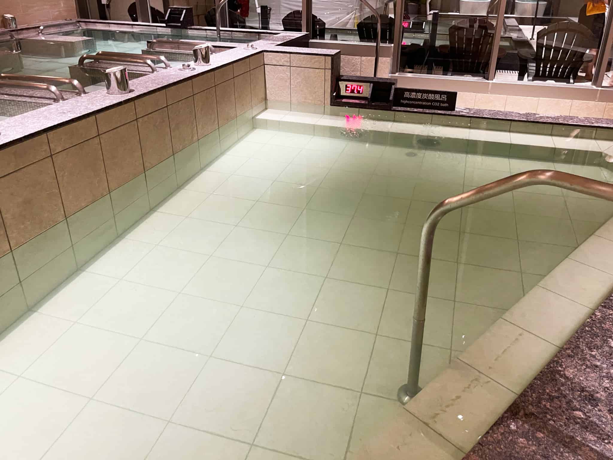 高濃度炭酸風呂（ドイツエリア）