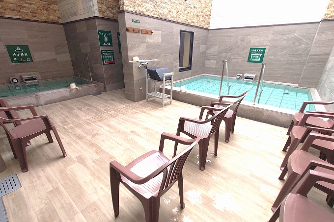 女性用露天風呂