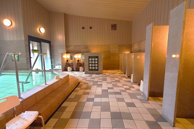 女性用浴室の内湯