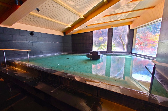 「棚湯」の内湯