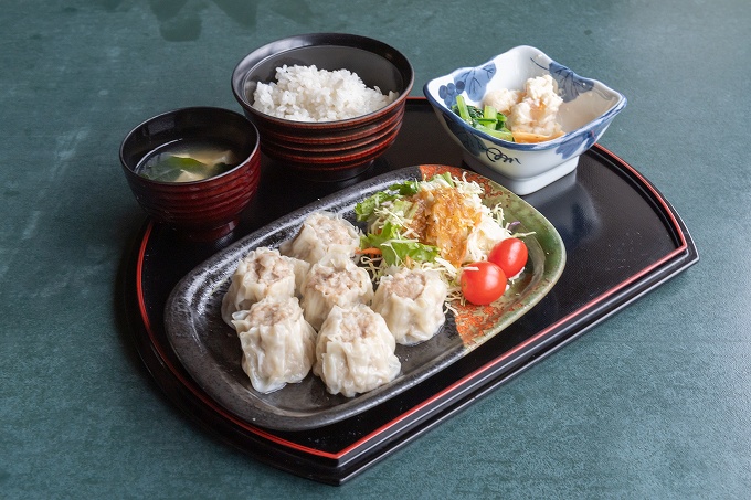ひみつ豚シュウマイ定食