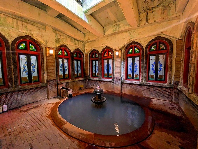 長野県渋温泉金具屋