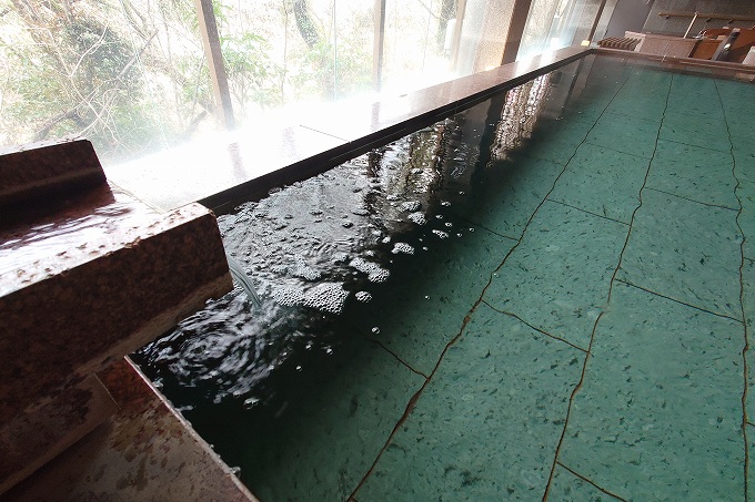霧降の湯の華厳の湯