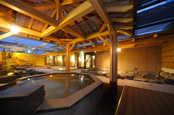 東京・湯河原温泉 万葉の湯 / 東京都町田市