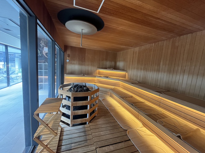 サウナラウンジ Serow