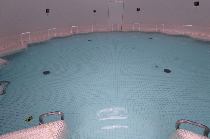 フロートヒーリングバス