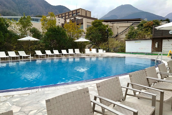 アクアガーデンのオーバルプール