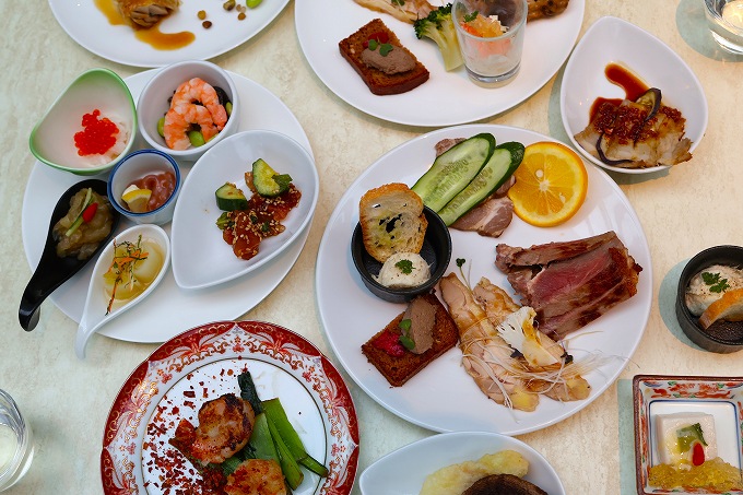 夕食ビュッフェ一例