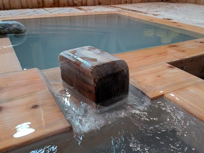 湯量を調整する木片