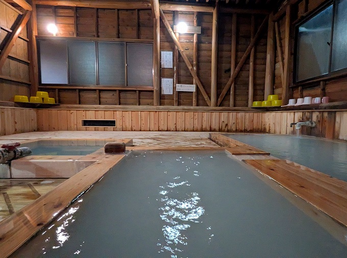 真ん中の浴槽からの景色