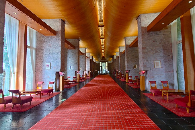 「ザ・プリンス 箱根芦ノ湖」のロビー