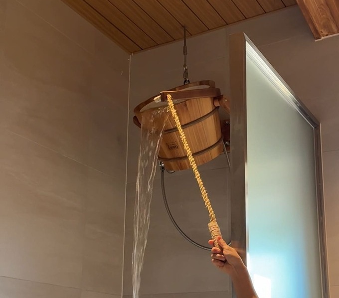 ニコアンドベース サウナ男性限定ガッシングシャワー２