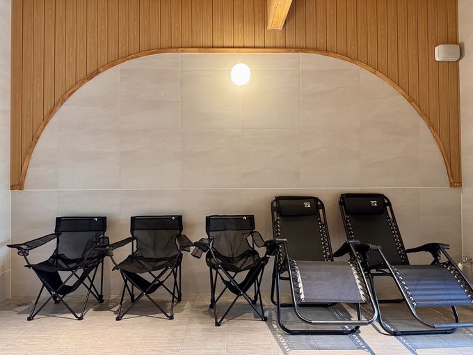 ニコアンドベース サウナ男性内気浴