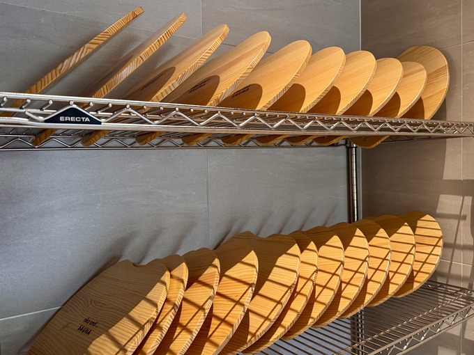 ニコアンドベース サウナ女性　サウナ板