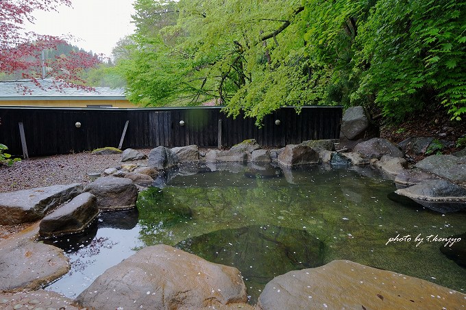単純温泉の露天風呂