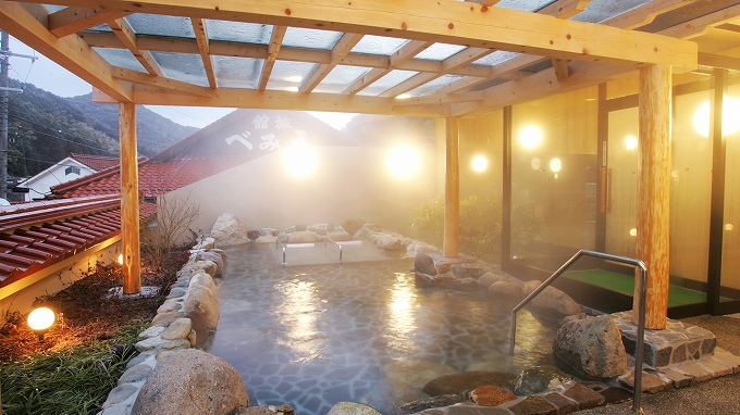 「白猿の湯」露天風呂