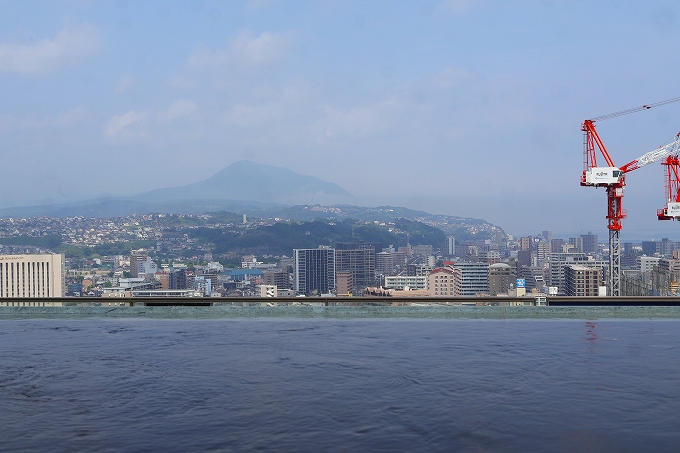 露天風呂から見る高崎山