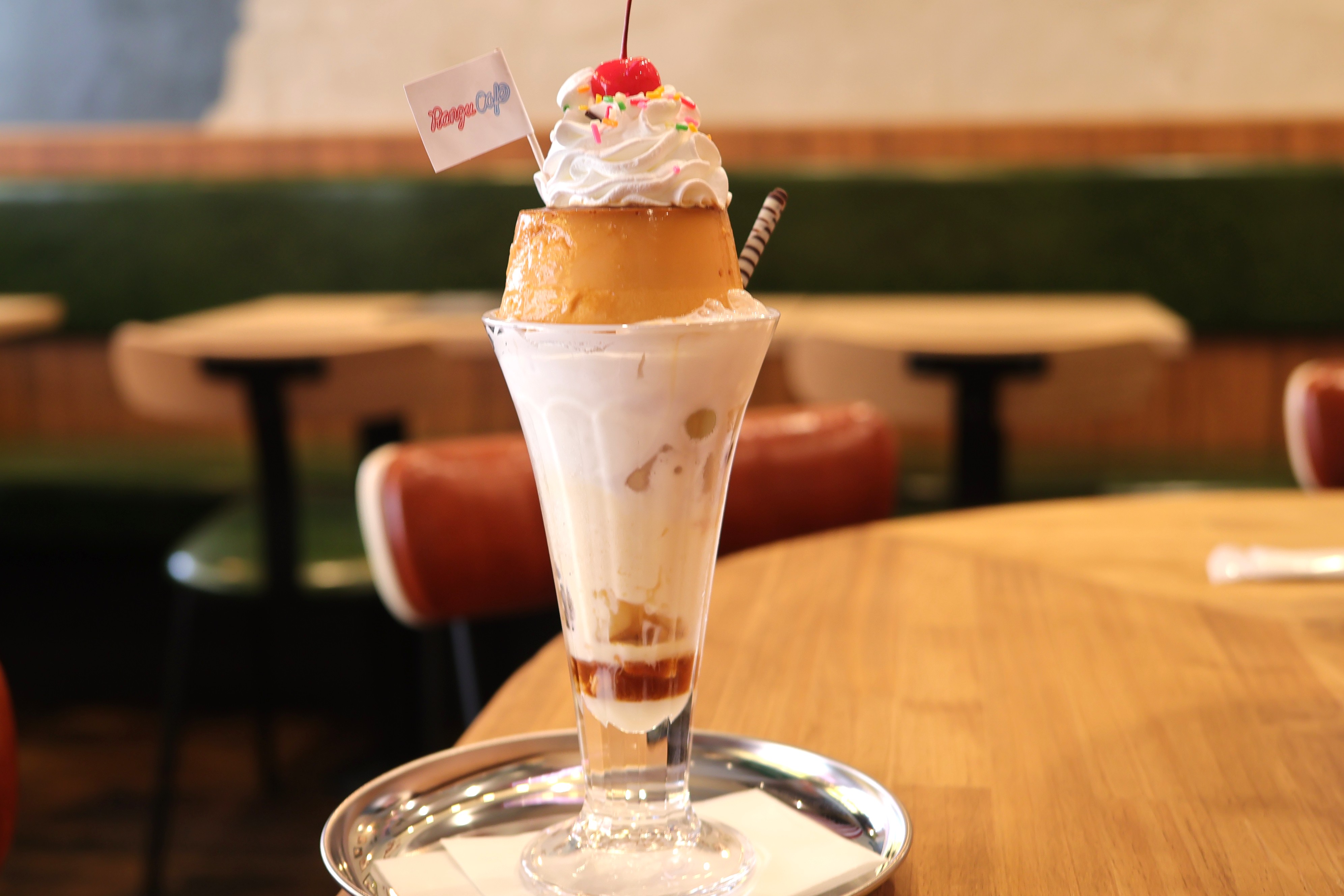 ランズ珈琲（カフェ） 中央町店の名物パフェ