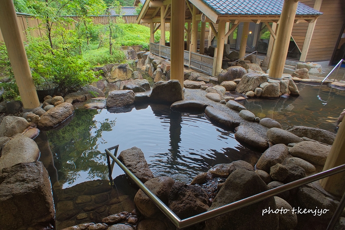 湯元山荘 湯ノ口温泉の露天風呂