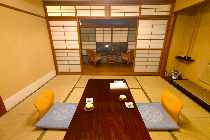 露天風呂付き客室「もみじ」